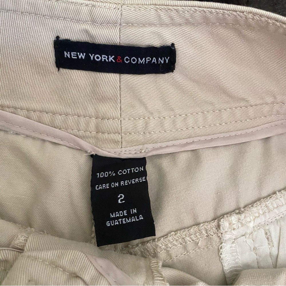 New York and Company tan shorts; Size 2 - Picture 3 of 7